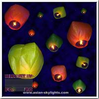6 Asian-Skylights Sky Lanterns as a 